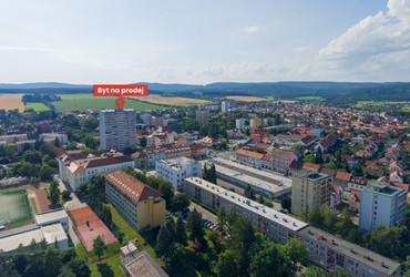 Byt 3+1 s lodžií