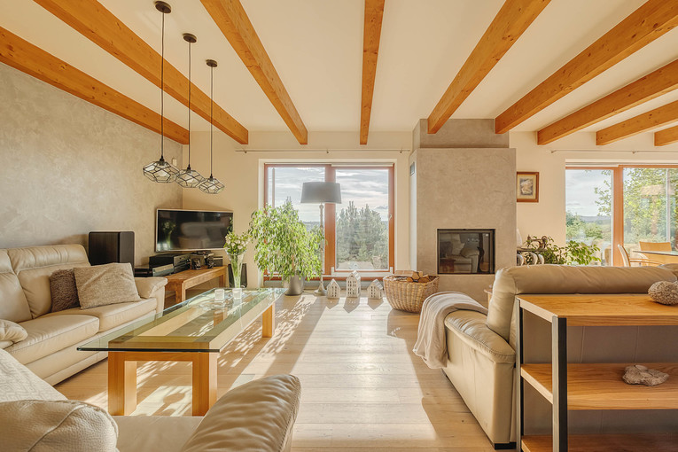 Hlavní obrázek - Rodinný dům 267 m2, pozemek 6957 m2